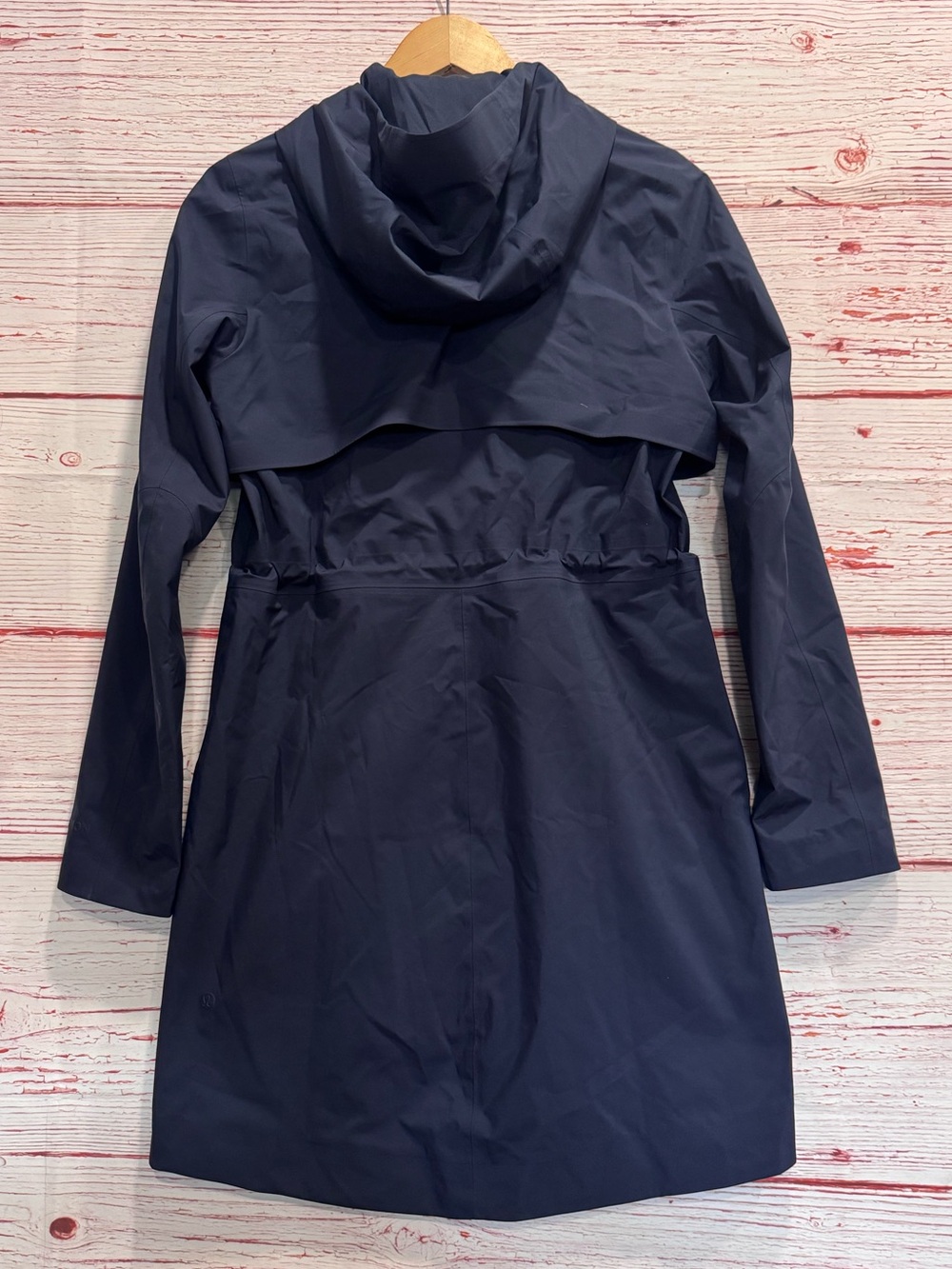 Lululemon Rain Rebel Jacket in True Navy Sz 4 - Picture 8 of 12